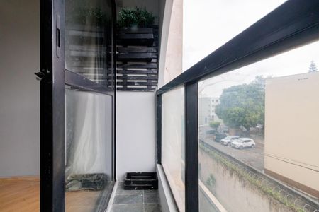 Apartamento à venda com 47m², 2 quartos e 1 vaga Apartamento à venda com 47m², 2 quartos e 1 vagaVaranda da Sala