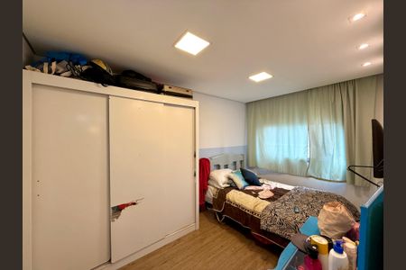 Apartamento à venda com 55m², 2 quartos e 1 vaga Apartamento à venda com 55m², 2 quartos e 1 vagaSuíte