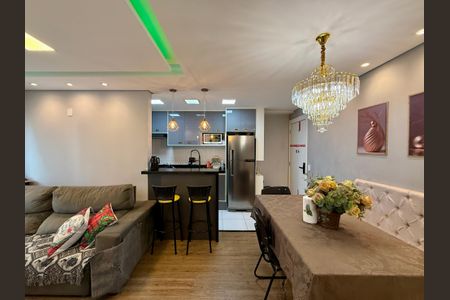 Apartamento à venda com 55m², 2 quartos e 1 vaga Apartamento à venda com 55m², 2 quartos e 1 vagaSala