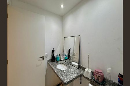 Apartamento à venda com 55m², 2 quartos e 1 vaga Apartamento à venda com 55m², 2 quartos e 1 vagaBanheiro Suíte