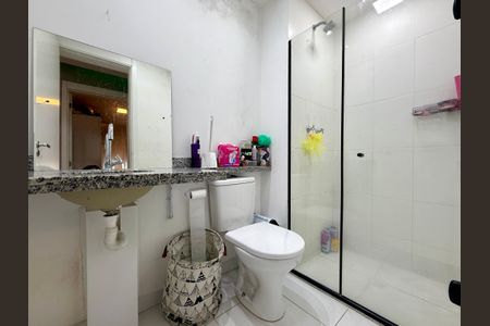 Apartamento à venda com 55m², 2 quartos e 1 vaga Apartamento à venda com 55m², 2 quartos e 1 vagaBanheiro Social