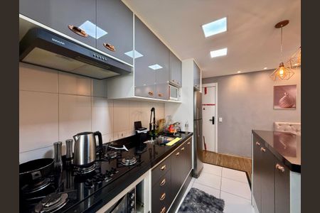 Apartamento à venda com 55m², 2 quartos e 1 vaga Apartamento à venda com 55m², 2 quartos e 1 vagaCozinha