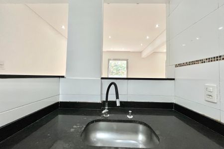 Apartamento para alugar com 45m², 1 quarto e sem vaga Apartamento para alugar com 45m², 1 quarto e sem vagaCozinha