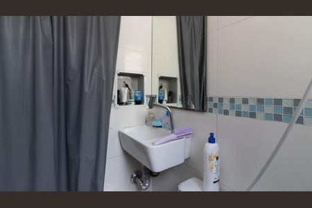 Casa à venda com 135m², 2 quartos e 1 vaga Casa à venda com 135m², 2 quartos e 1 vagaBanheiro da Suíte 2