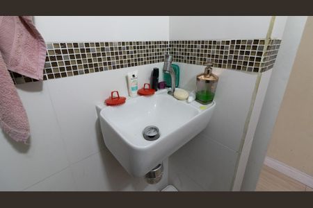 Casa à venda com 135m², 2 quartos e 1 vaga Casa à venda com 135m², 2 quartos e 1 vagaLavabo