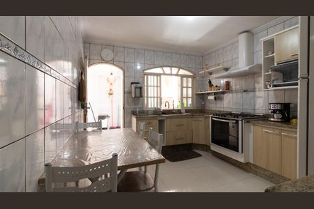 Casa à venda com 135m², 2 quartos e 1 vaga Casa à venda com 135m², 2 quartos e 1 vagaCozinha