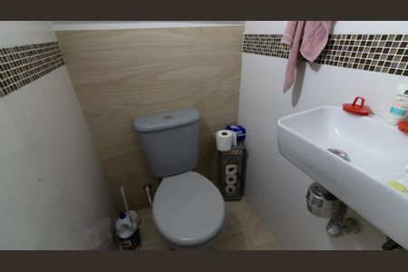 Casa à venda com 135m², 2 quartos e 1 vaga Casa à venda com 135m², 2 quartos e 1 vagaLavabo