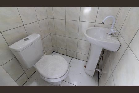 Casa à venda com 135m², 2 quartos e 1 vaga Casa à venda com 135m², 2 quartos e 1 vagaBanheiro de Serviço