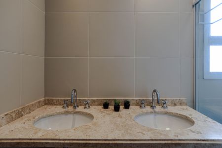 Apartamento para alugar com 103m², 3 quartos e 2 vagas Apartamento para alugar com 103m², 3 quartos e 2 vagasBanheiro - Quarto 3 - Suíte