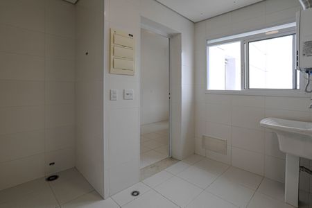 Apartamento para alugar com 103m², 3 quartos e 2 vagas Apartamento para alugar com 103m², 3 quartos e 2 vagasÁrea de Serviço