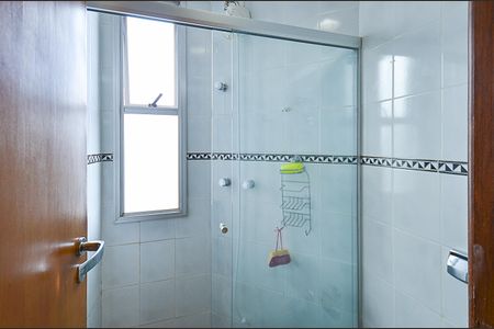 Apartamento à venda com 95m², 3 quartos e 3 vagasBanheiro Social