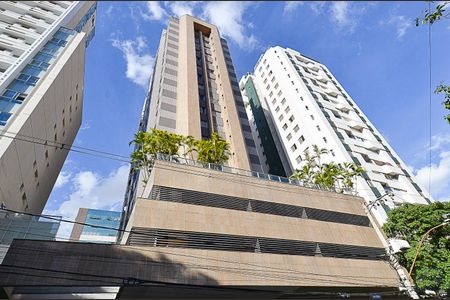 Apartamento à venda com 95m², 3 quartos e 3 vagasFachada