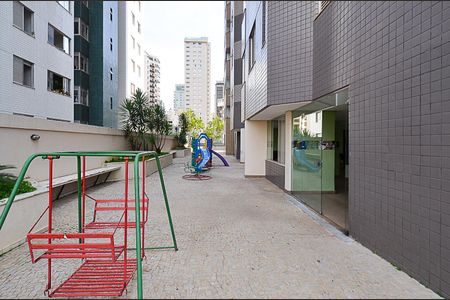 Apartamento à venda com 95m², 3 quartos e 3 vagasÁrea comum - Playground