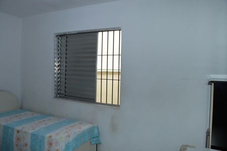 Casa para alugar com 72m², 2 quartos e 1 vagaQuarto 1