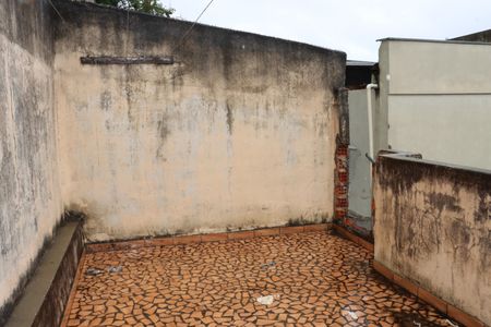 Casa para alugar com 72m², 2 quartos e 1 vagaÁrea comum