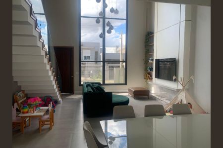 Casa à venda com 225m², 3 quartos e 4 vagasSala