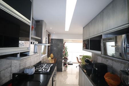 Apartamento à venda com 115m², 3 quartos e 2 vagasCozinha