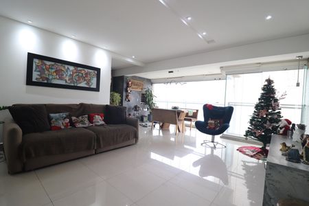 Apartamento à venda com 115m², 3 quartos e 2 vagasSala