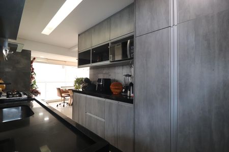 Apartamento à venda com 115m², 3 quartos e 2 vagasCozinha