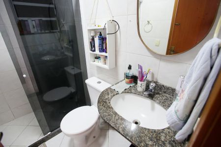 Casa de condomínio à venda com 87m², 3 quartos e 2 vagasBanheiro da Suíte
