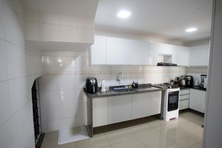 Casa de condomínio à venda com 87m², 3 quartos e 2 vagasCozinha