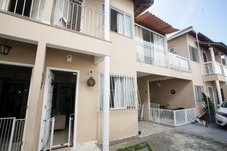 Casa de condomínio à venda com 87m², 3 quartos e 2 vagasFrente da Casa