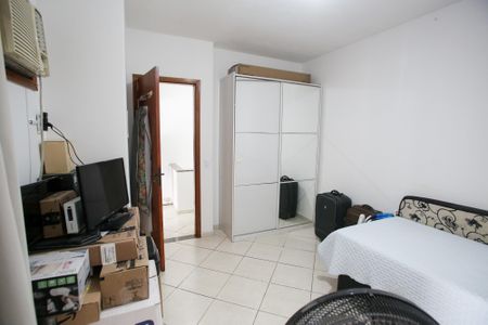 Casa de condomínio à venda com 87m², 3 quartos e 2 vagasQuarto 2