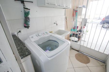 Casa de condomínio à venda com 87m², 3 quartos e 2 vagasÁrea de Serviço