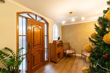 Casa para alugar com 250m², 3 quartos e 2 vagas Casa para alugar com 250m², 3 quartos e 2 vagasSala