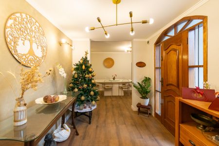 Casa para alugar com 250m², 3 quartos e 2 vagas Casa para alugar com 250m², 3 quartos e 2 vagasSala