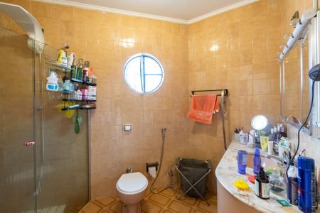 Casa para alugar com 250m², 3 quartos e 2 vagas Casa para alugar com 250m², 3 quartos e 2 vagasBanheiro da Suíte