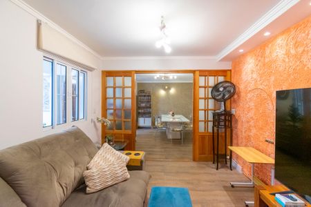 Casa para alugar com 250m², 3 quartos e 2 vagas Casa para alugar com 250m², 3 quartos e 2 vagasSala