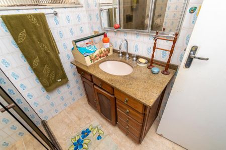 Apartamento à venda com 76m², 2 quartos e 1 vagaBanheiro