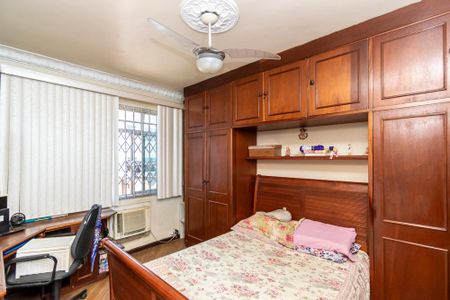 Apartamento à venda com 76m², 2 quartos e 1 vagaQuarto 2