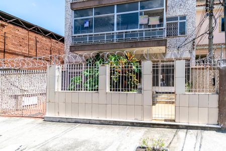 Apartamento à venda com 76m², 2 quartos e 1 vagaFachada da Entrada