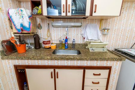 Apartamento à venda com 76m², 2 quartos e 1 vagaCozinha