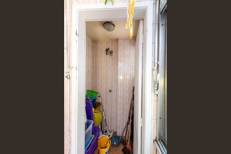 Apartamento à venda com 76m², 2 quartos e 1 vagaBanheiro de serviço