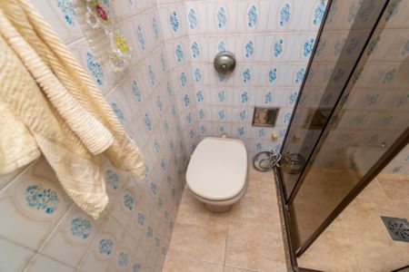 Apartamento à venda com 76m², 2 quartos e 1 vagaBanheiro