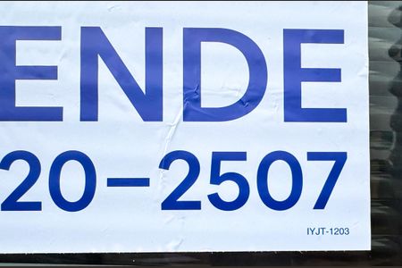 Apartamento à venda com 1m², 2 quartos e 1 vaga Apartamento à venda com 1m², 2 quartos e 1 vagaIYJT-1203