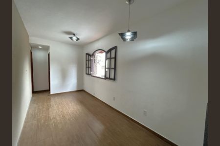 Sala de casa à venda com 2 quartos, 120m² em Piedade, Rio de Janeiro