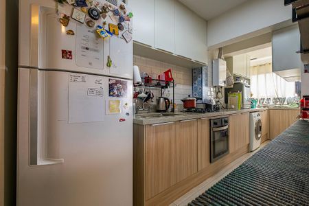 Apartamento à venda com 68m², 2 quartos e 1 vaga Apartamento à venda com 68m², 2 quartos e 1 vagaCozinha