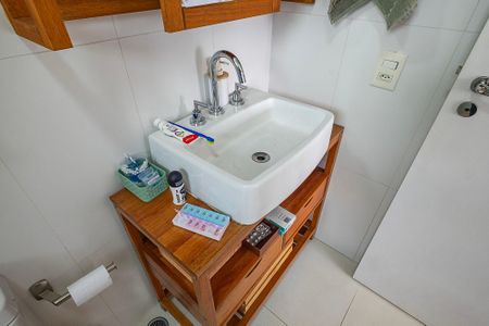 Apartamento à venda com 68m², 2 quartos e 1 vaga Apartamento à venda com 68m², 2 quartos e 1 vagaSuíte - Banheiro