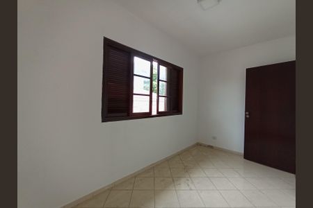 Casa para alugar com 185m², 4 quartos e 2 vagas