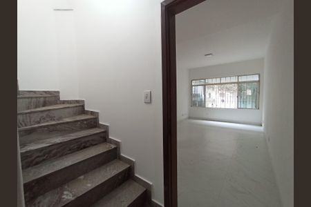 Casa para alugar com 185m², 4 quartos e 2 vagas