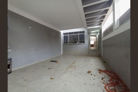 Casa para alugar com 185m², 4 quartos e 2 vagas