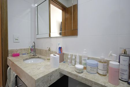 Apartamento à venda com 47m², 2 quartos e 1 vagaBanheiro Suíte