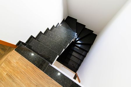 Casa à venda com 259m², 3 quartos e 5 vagasEscada