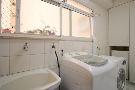 Apartamento à venda com 93m², 3 quartos e 2 vagasÁrea de Serviço