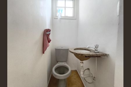 Casa para alugar com 73m², 2 quartos e 1 vagaBanheiro de Serviço