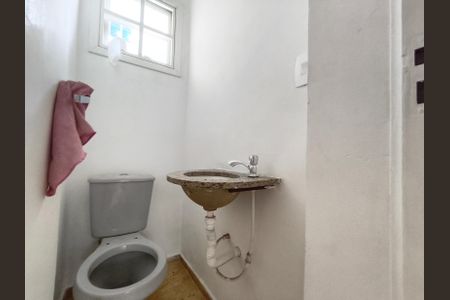 Casa para alugar com 73m², 2 quartos e 1 vagaBanheiro de Serviço